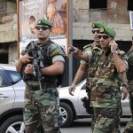 Des soldats de l’armée libanaise patrouillant à Beyrouth. D. R